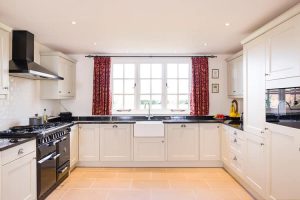 Guide to Shaker-Style Furniture